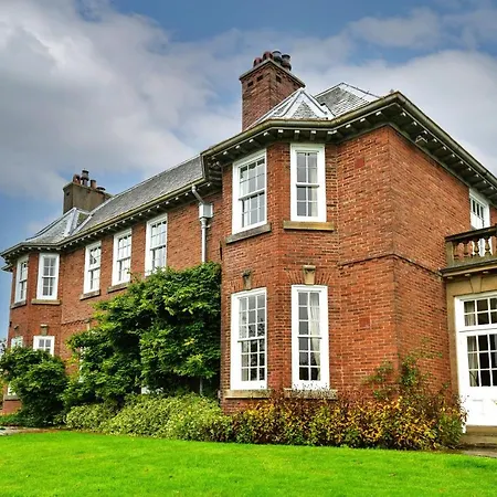Finest Retreats - Edwardian - 9 Bed, Sleeping Up To 21 Holiday home