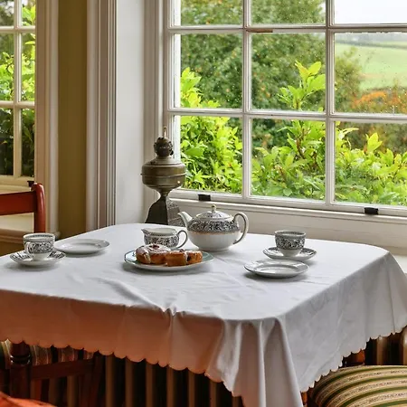 Holiday home Finest Retreats - Edwardian - 9 Bed, Sleeping Up To 21