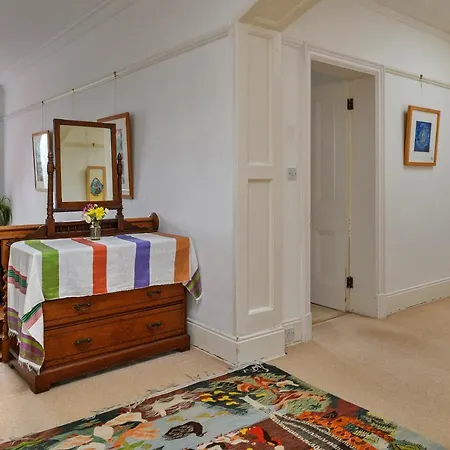 Finest Retreats - Edwardian - 9 Bed, Sleeping Up To 21 *