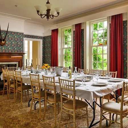 Finest Retreats - Edwardian - 9 Bed, Sleeping Up To 21 *