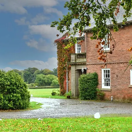 Finest Retreats - Edwardian - 9 Bed, Sleeping Up To 21 Holiday home Longtown