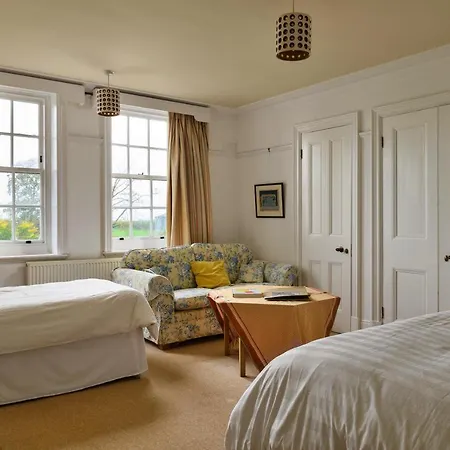 Finest Retreats - Edwardian - 9 Bed, Sleeping Up To 21 Holiday home